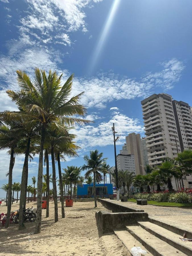 Apto A 50M Da Praia, Com Ar Condicionado, Wifi , Portaria 24H Praia Grande  Kültér fotó